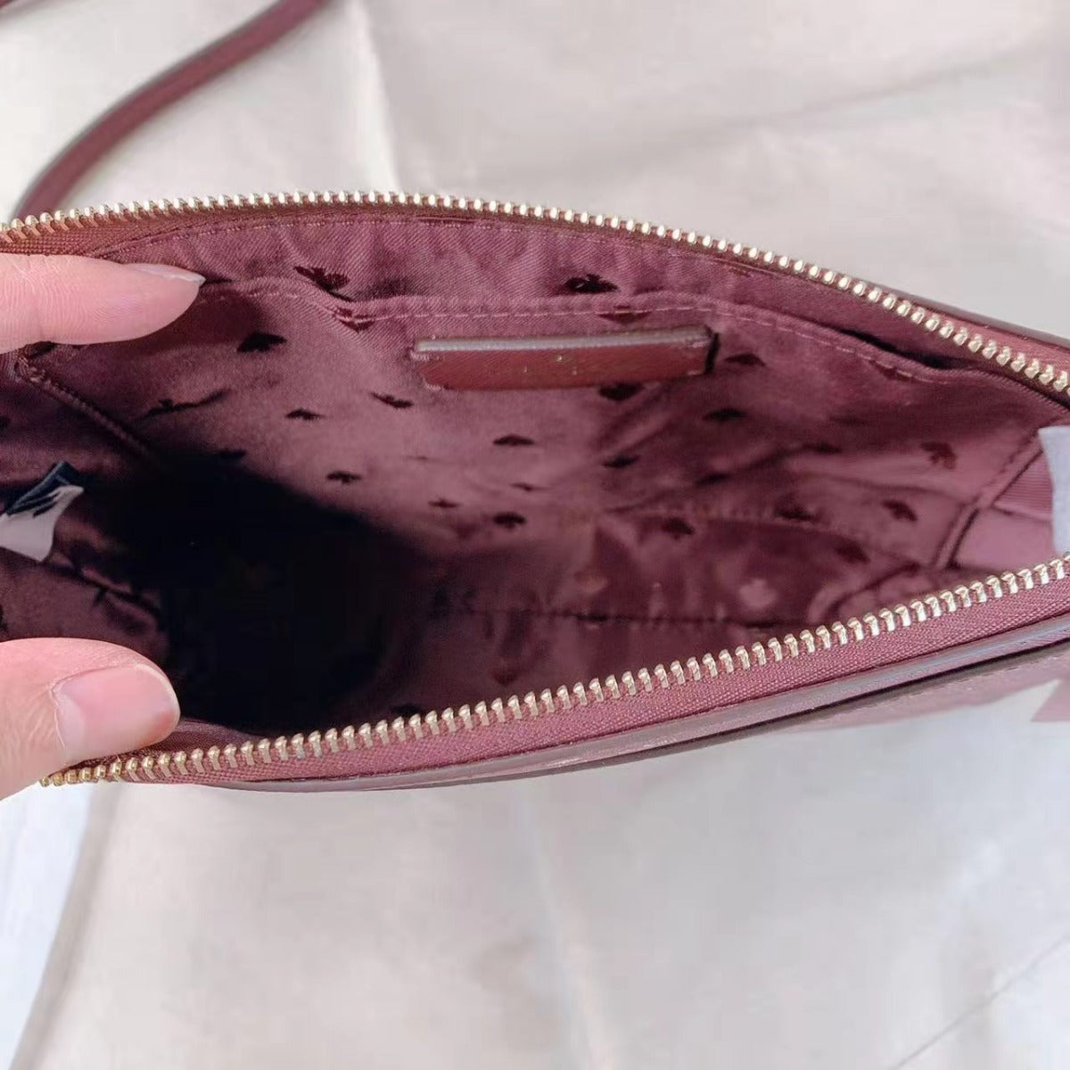 Kate Spade K4624 Glitter Fabric CrossBody Bag In Deep Nova Kate Spade K4624 Glitter Fabric CrossBody Bag In Deep Nova
